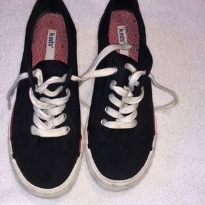 KEDS LIKE NEW SIZE 71/2 BLACK